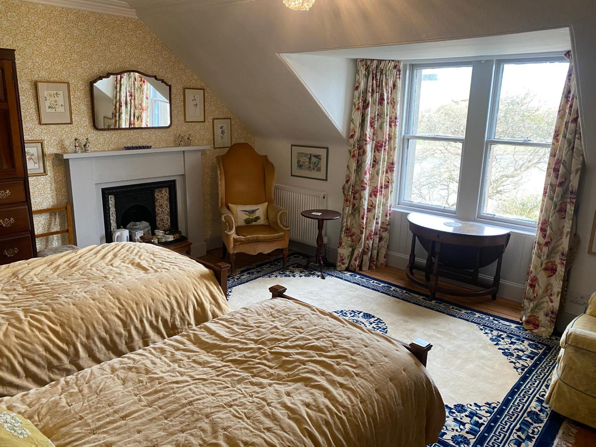 Glenaros Lodge Salen  ภายนอก รูปภาพ